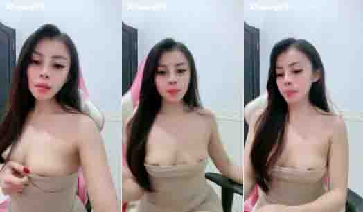 bokep tante lokal riskaa liveshow colmek