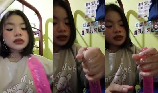 Bokep malasiya abg belajar ngocokin dildo